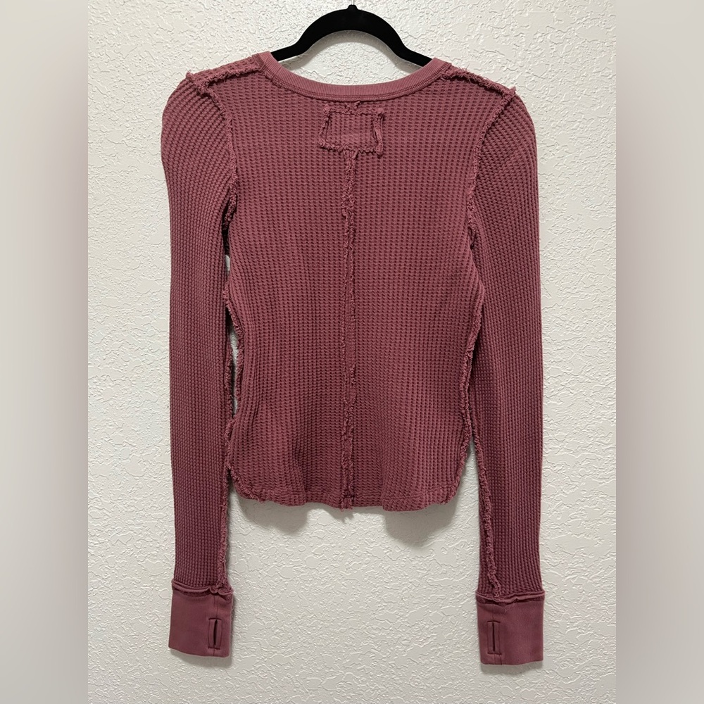 *NWOT* FREE PEOPLE LUCKY LOCKET TEE - Picture 6 of 7